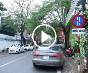 Video: Ôtô vẫn đỗ lộn xộn ở tuyến phố thí điểm theo ngày chẵn - lẻ