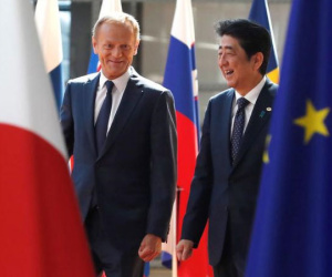 EU - Nhật "đổi xe hơi lấy phô mai", Mỹ thiệt thòi đứng ngoài