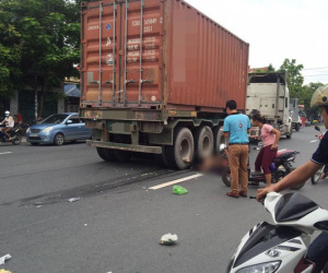 Hải Phòng: Thai phụ tử vong thương tâm dưới bánh xe container