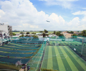 Sân golf, sân bóng, nhà hàng bủa vây Tân Sơn Nhất