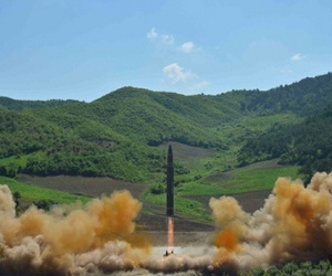 ICBM Triều Tiên có thể tấn công Mỹ từ gần 10.000 km