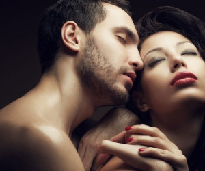 Thủ thuật làm tăng nhạy cảm “điểm G”: Trả lại sự thăng hoa cho phái đẹp