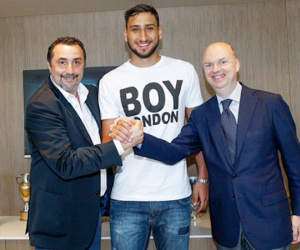 Nhận lương cao, Donnarumma bất ngờ ký hợp đồng 4 năm với AC Milan