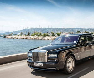 Rolls Royce Phantom cũ giá 8 tỷ, nộp hơn 15 tỷ đồng tiền thuế