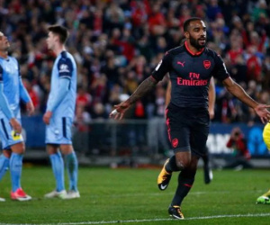 Tân binh Lacazette lập công trong trận ra mắt Arsenal