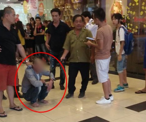 Công an đang điều tra clip bảo vệ siêu thị ở quận Long Biên bị người dân bắt giữ vì nghi dâm ô trẻ em