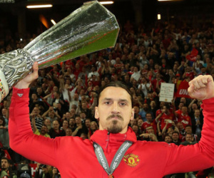 Mourinho mở rộng cửa đón Ibra trở lại Man United