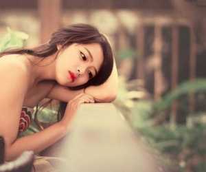 Tôi bị người yêu cũ "bán đứng" trước mặt vợ anh ta