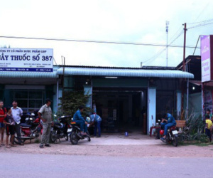 Chủ tiệm tạp hóa ở Bình Dương bị đâm trong cửa hàng