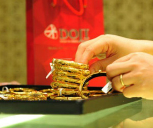 Giá vàng hôm nay 16/7: Biến động quanh mức 100 ngàn đồng