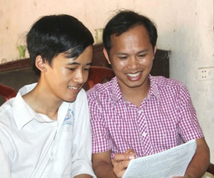 Học trò quê xuất sắc giành hai điểm 10 Toán và Hóa