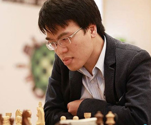 Quang Liêm bất ngờ hạ gục ĐKVĐ cờ nhanh thế giới