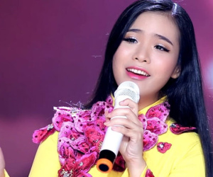 "Thiên thần bolero" Quỳnh Trang hút triệu view YouTube là ai?