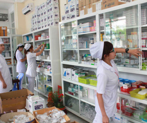 Việt Nam chi tiền nhập thuốc chữa bệnh nhiều hơn tiền nhập xe hơi