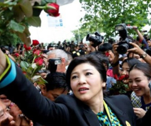 Án sắp tuyên cho bà Yingluck nhưng họ Shinawatra vẫn còn mạnh