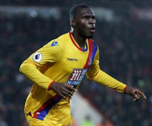 Chelsea tính gây sốc với hàng thải giá cao của Liverpool