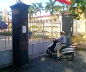 Lãnh đạo phường bị kỷ luật vì đóng cửa nhiệm sở đi liên hoan