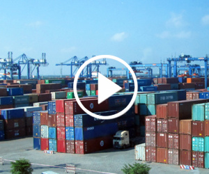 "Vỡ" quy hoạch, cảng Cát Lái quá tải cả trong lẫn ngoài