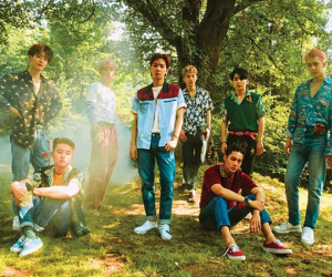 EXO chính thức trở lại sàn đấu mùa hè với MV "Ko Ko Pop"