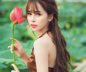 Gái Tuyên Quang mặc áo yếm thế này đủ đẹp "đốn tim", cần gì hở?