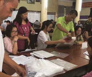 Phụ huynh Hà Nội không phải đóng nhiều khoản thu
