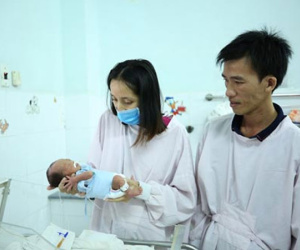 Sút 13kg khi thai 27 tuần vì căn bệnh quái ác, mẹ bầu quyết hi sinh mình để con chào đời khỏe mạnh