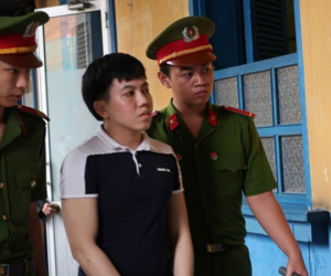 Tình cũ cuồng ghen và cái chết của người đàn bà hơn tuổi