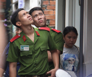 Lắp ống nước trên mái nhà, thanh niên bị điện giật chết