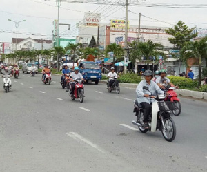 Truy tìm tài xế taxi tông chết người, phóng xe bỏ trốn