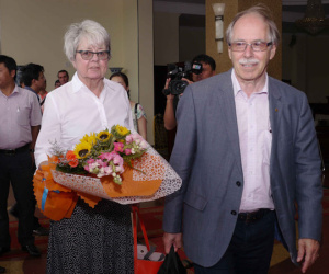 Giáo sư đoạt giải Nobel đến Quy Nhơn dự hội thảo khoa học vũ trụ