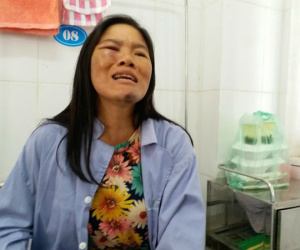 Gia cảnh kiệt quệ của người phụ nữ bán tăm bị đánh oan đến nhập viện vì nghi bắt cóc