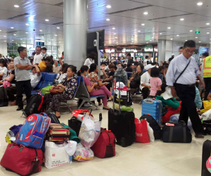 Hôm nay, 25-7, hoãn 30 chuyến bay vì bão số 4