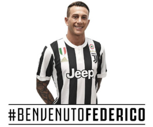 Juventus vung tiền mua "Roberto Baggio mới"