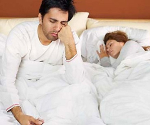 Mơ tưởng diễn viên cơ bắp, vợ hờ hững chuyện "gối chăn"