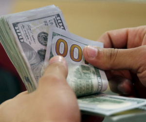Ngân hàng Nhà nước sẽ kiên định chính sách lãi suất USD ở 0%?