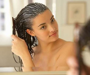 Tóc khô và xơ rối? Thử bôi 2 loại quả này lên tóc đi, mượt như vừa đến salon phục hồi tóc luôn