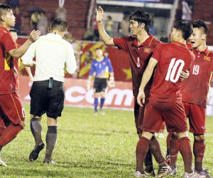 Bầu Đức: "U22 Việt Nam không ngại Thái Lan"