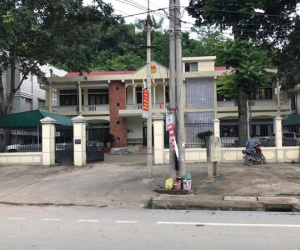 Bắt quả tang Chánh án TAND huyện nhận hối lộ ngay tại trụ sở