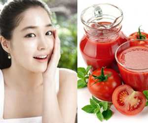 Cho đường và cà chua vào xay nhưng đừng uống mà hãy thoa lên mặt, da bạn sẽ sớm trắng hồng rạng rỡ