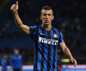 Inter ra điều kiện với MU ở vụ Ivan Perisic