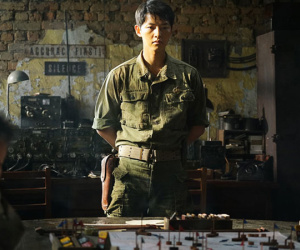 Phim của Song Joong Ki phá kỉ lục 120 tỉ khi vừa khởi chiếu