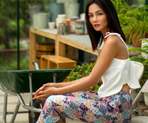 Trang phục sexy cho ngày hè tươi trẻ