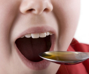 Mật ong chữa ho hiệu quả nhưng tuyệt đối không dùng cho nhóm trẻ này vì có thể gây tử vong