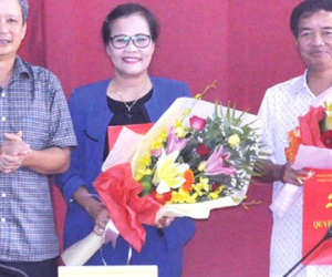 Cả nhà làm quan ở Huế: Điều chuyển Bí thư huyện