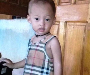 Bé trai 27 tháng tuổi mất tích trong "chớp mắt"