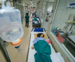 Hà Nội quá tải người sốt xuất huyết ở tất cả bệnh viện
