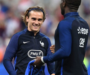 Sợ mất Neymar, Barca săn "bom tấn" Griezmann