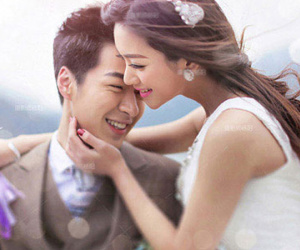 Đàn ông giàu, thương vợ, chiều con thường có những nét "quý tướng" này