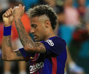 Neymar không đến Qatar kiểm tra y tế với PSG