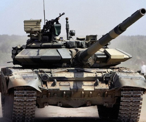 Báo Nhật nói gì về việc Việt Nam mua xe tăng T-90 Nga